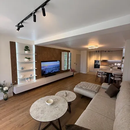 Sea View 23 *